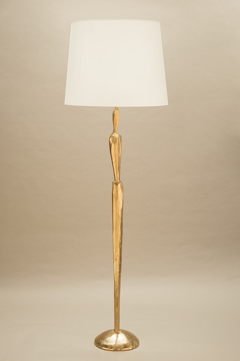 objet-insolite-jude-lampadaire-bronze-or-Decoris-Interior_Design-Zurich.jpg