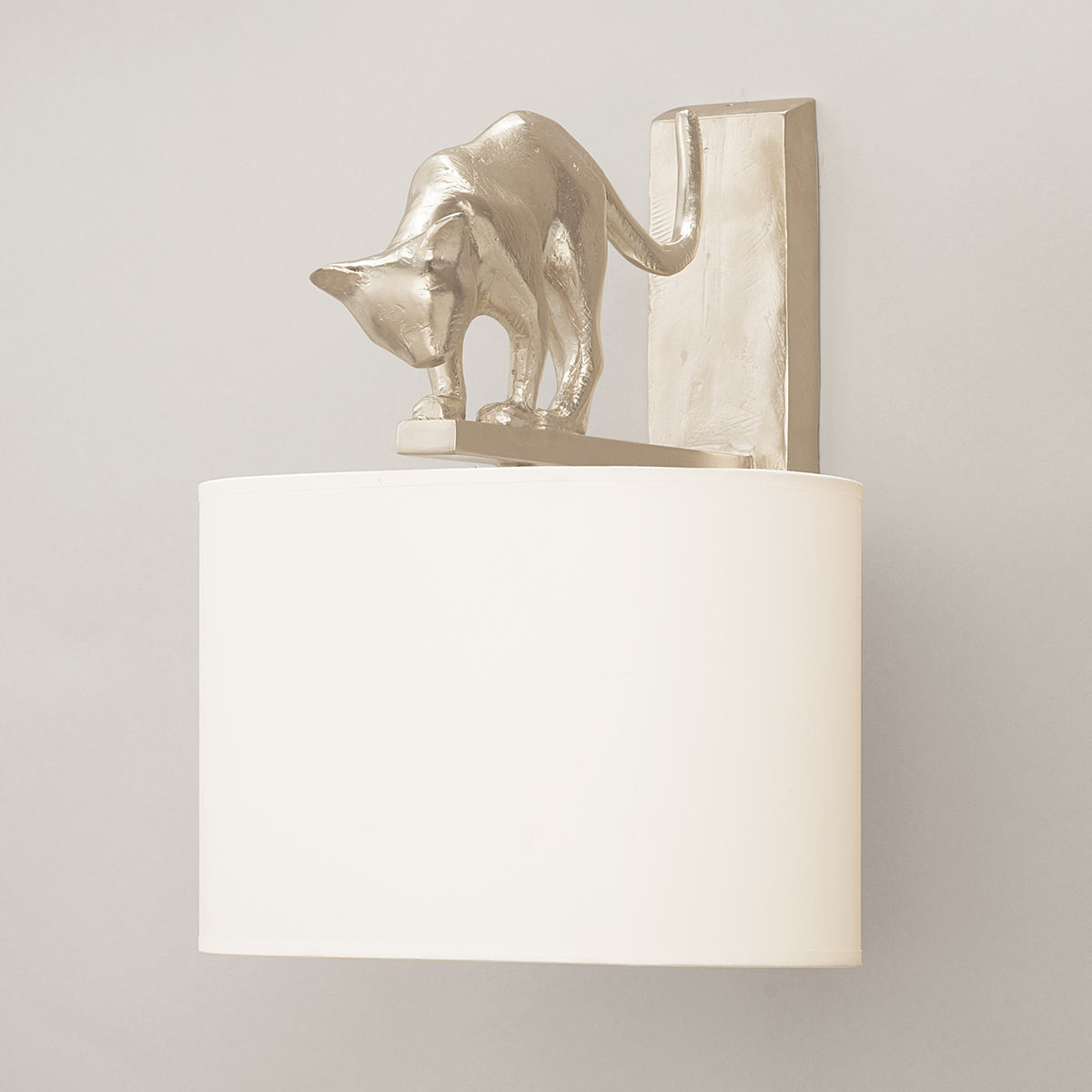 objet-insolite-lili-applique-bronze-nickel-Decoris-Interior_Design-Zurich.jpg